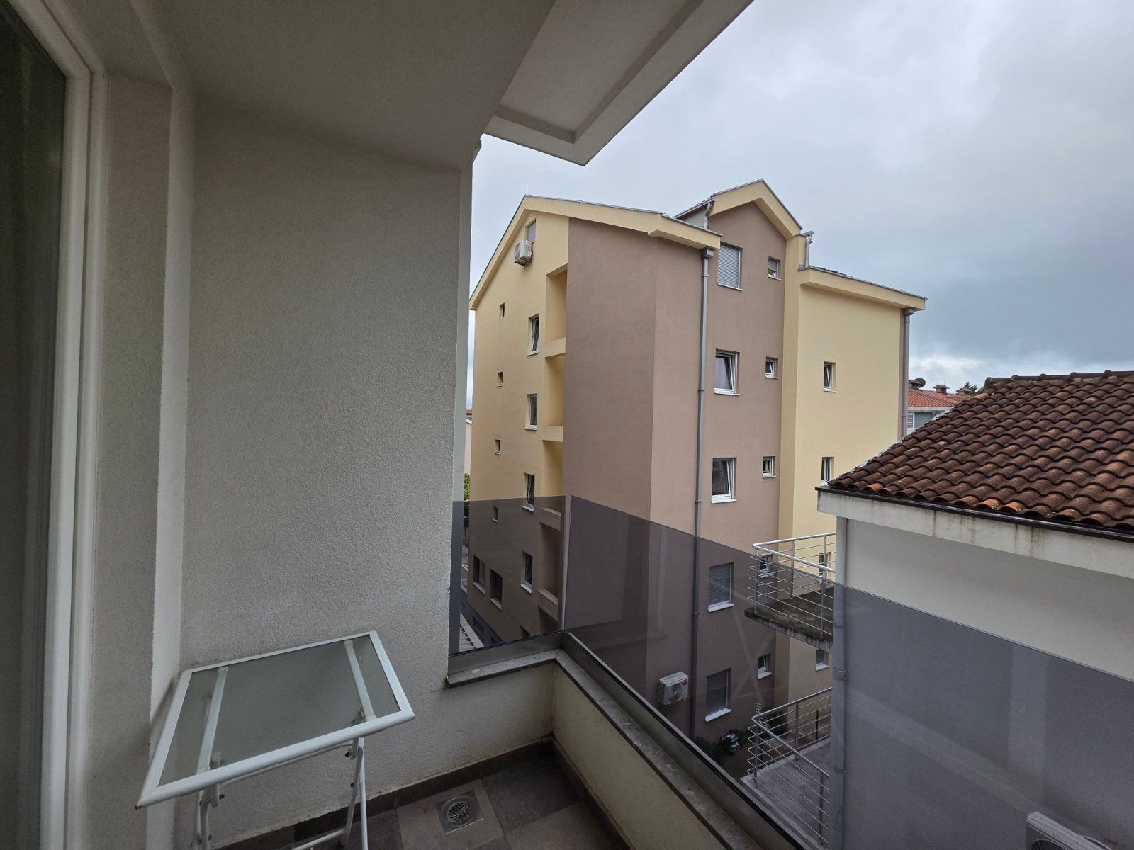 Prodaja jednosobnog namestenog stana 50 m² – Budva, Rozino - Amfora Real Estate