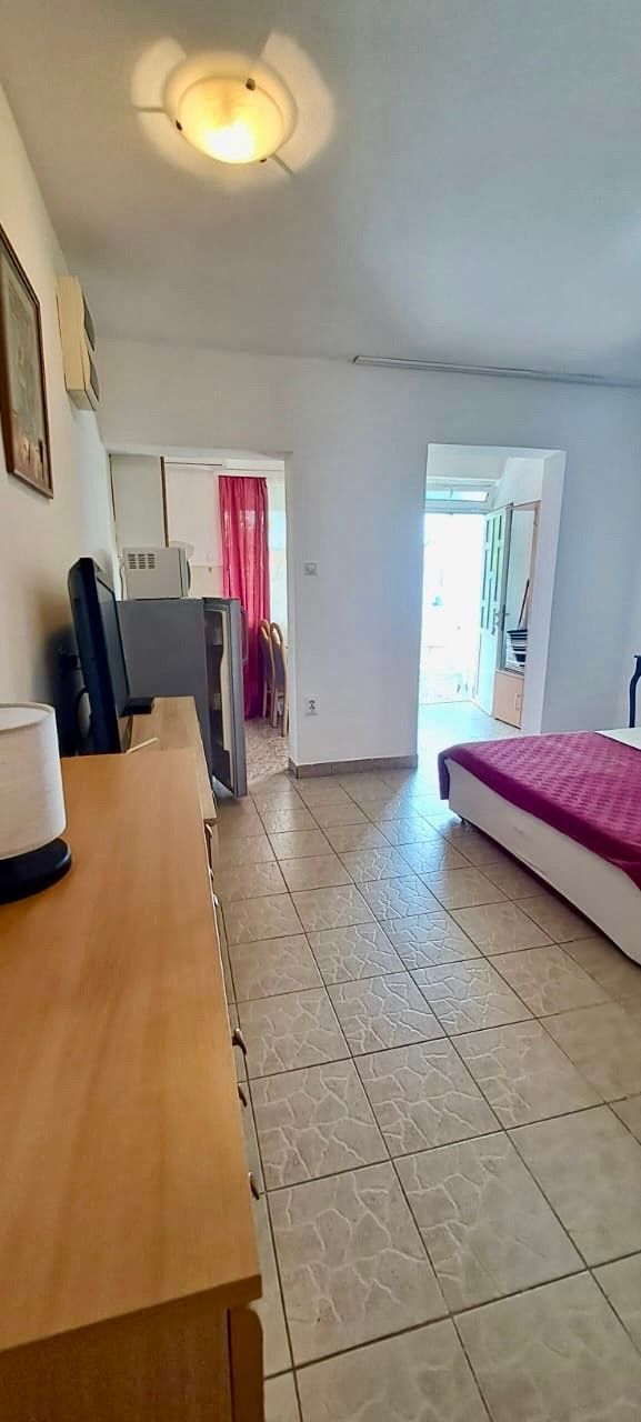 Prodaja jednosobnog stana 75m2 sa pogledom na more-Sveti Stefan,Budva - Amfora Real Estate