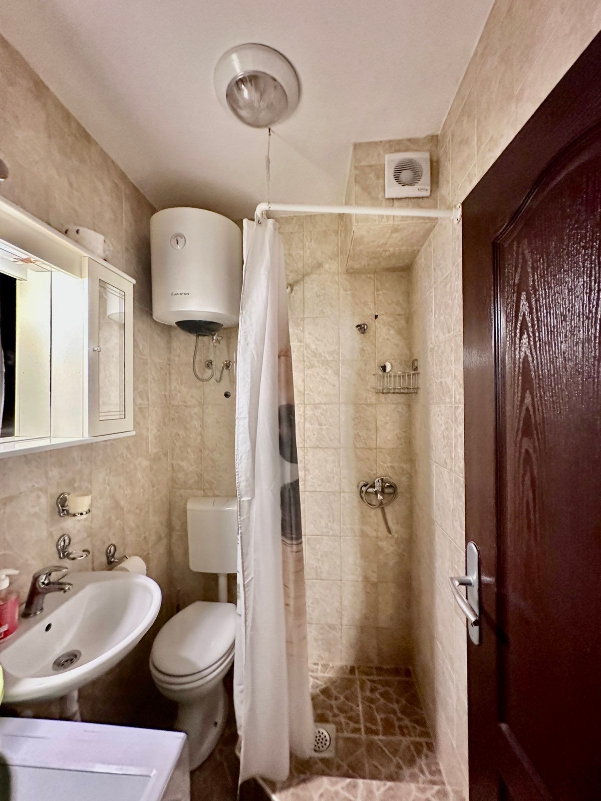 Prodaja jednosobnog stana 75m2 sa pogledom na more-Sveti Stefan,Budva - Amfora Real Estate