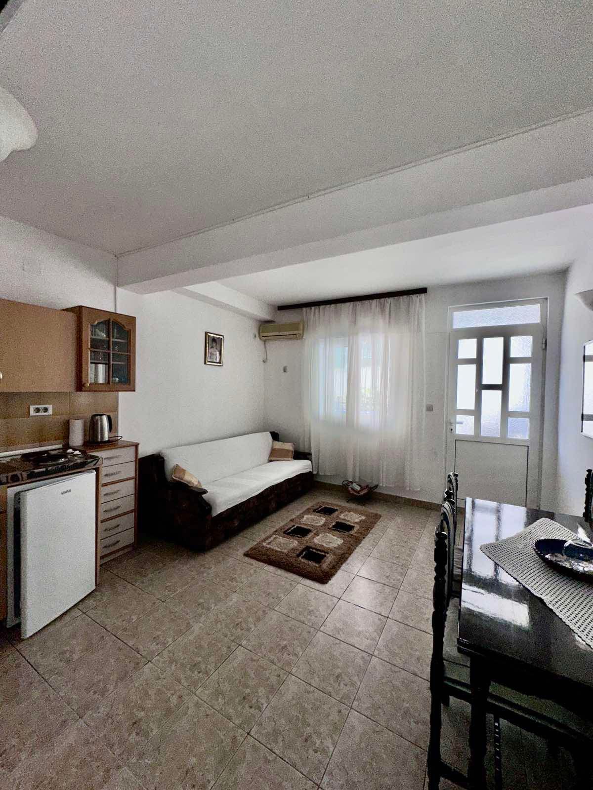 Prodaja jednosobnog stana 75m2 sa pogledom na more-Sveti Stefan,Budva - Amfora Real Estate