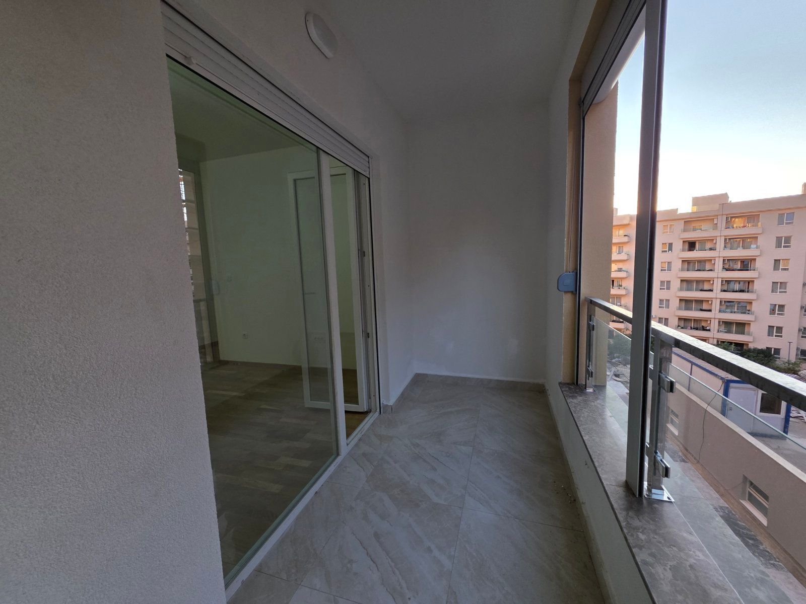 Prodaja Jednosobnog stana 46m² u Novoj Zgradi u Bečićima – Bez 3% Poreza! - Amfora Real Estate