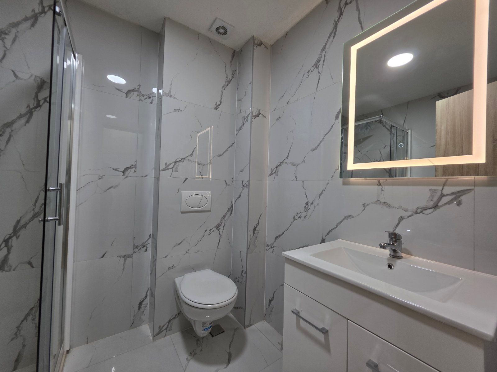 Prodaja Studio Apartmana 24m² u Novoj Zgradi u Bečićima – Bez 3% Poreza! - Amfora Real Estate