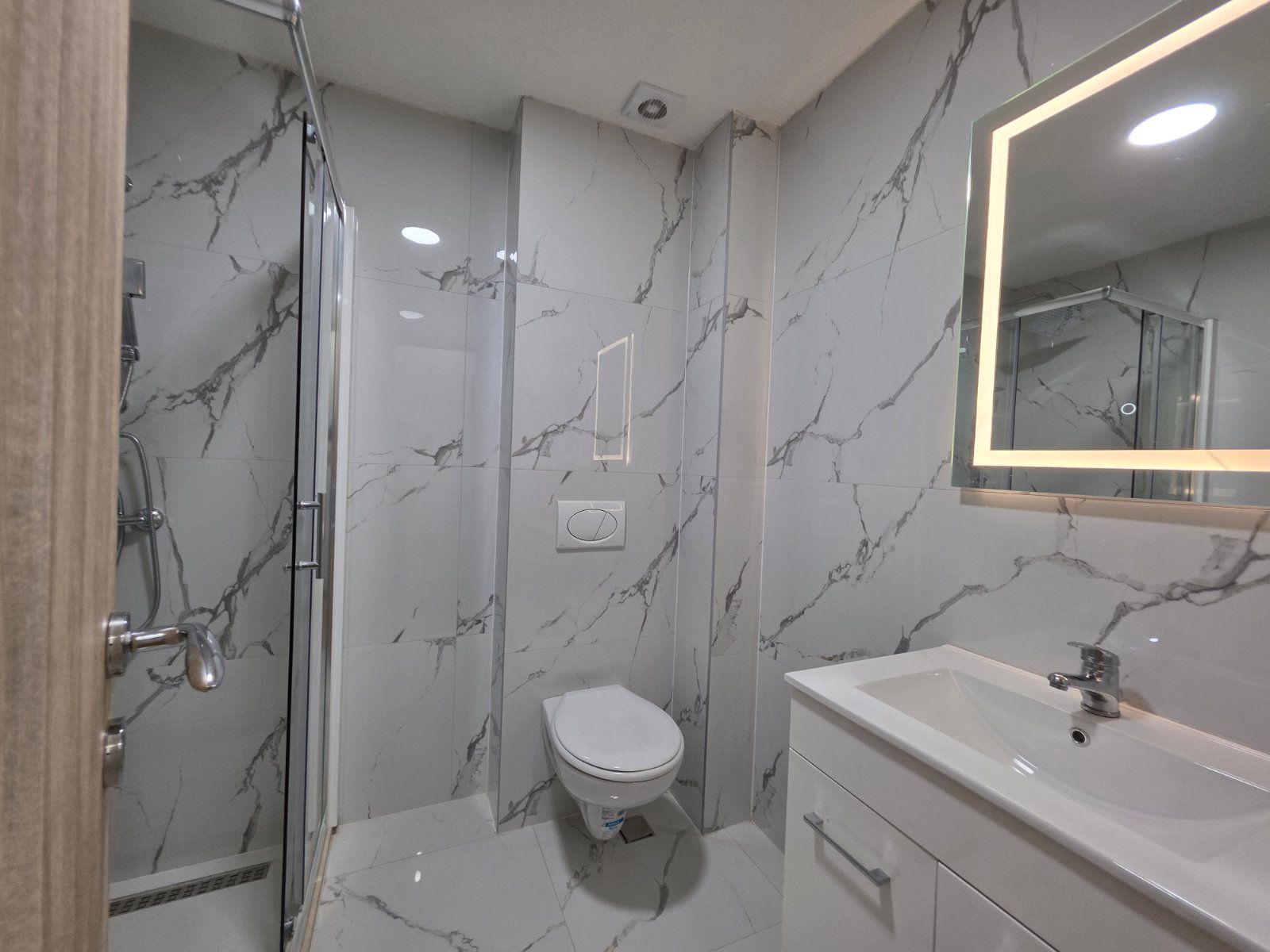 Prodaja Studio Apartmana 24m² u Novoj Zgradi u Bečićima – Bez 3% Poreza! - Amfora Real Estate