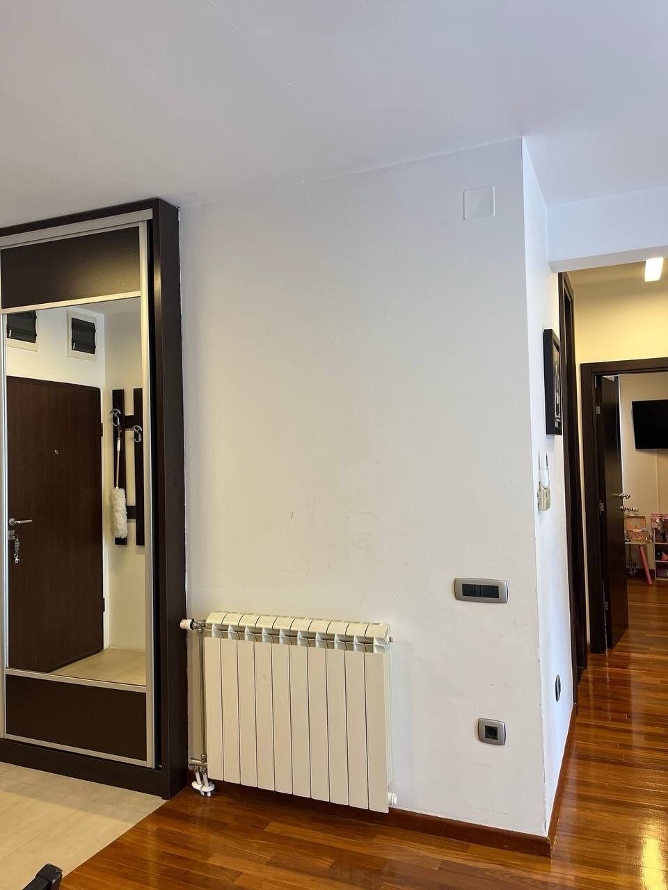 Prodaja modernog dvosobnog stana sa garažom – Centar Budve, 83 m² - Amfora Real Estate