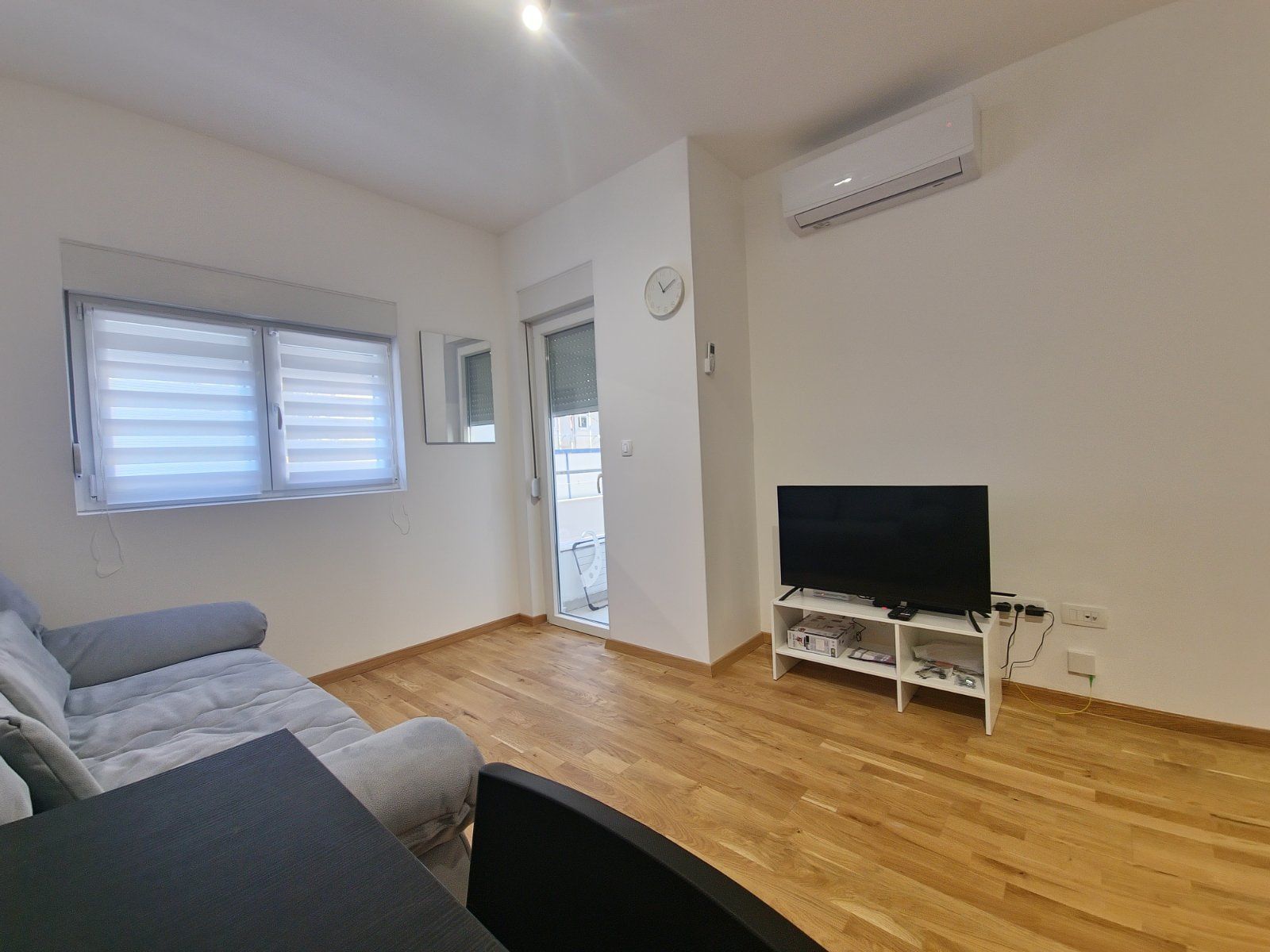 Prodaja novog, moderno opremljenog studio apartmana 24 m² sa garaznim mestom– Bečići, Budva - Amfora Real Estate