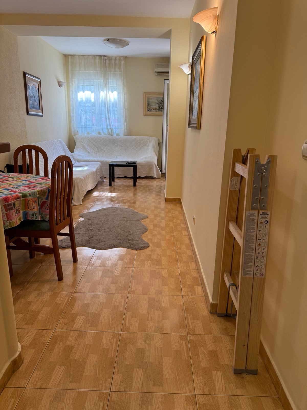 Izdavanje dvosobnog stana u centru Budve – 200 m od mora (dugoročno) - Amfora Real Estate