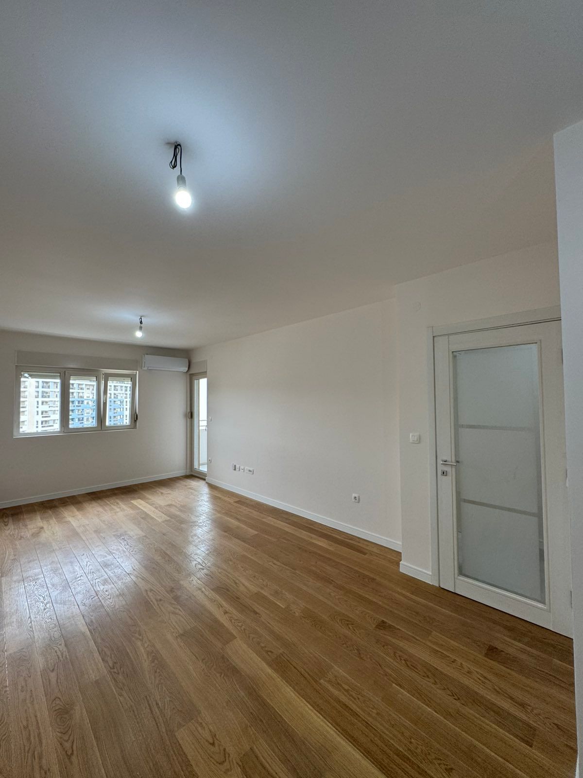 Izdaje se jednosoban stan 49 m² – Central Point, Podgorica (NA DUZI PERIOD) - Amfora Real Estate