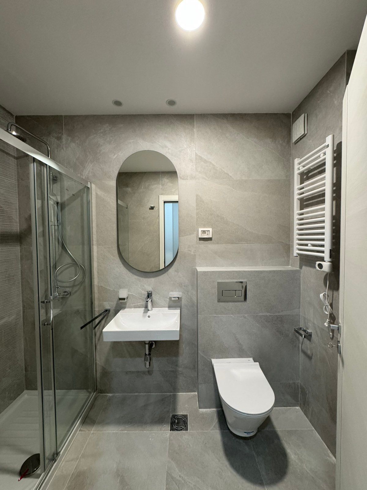 Izdaje se jednosoban stan 49 m² – Central Point, Podgorica (NA DUZI PERIOD) - Amfora Real Estate