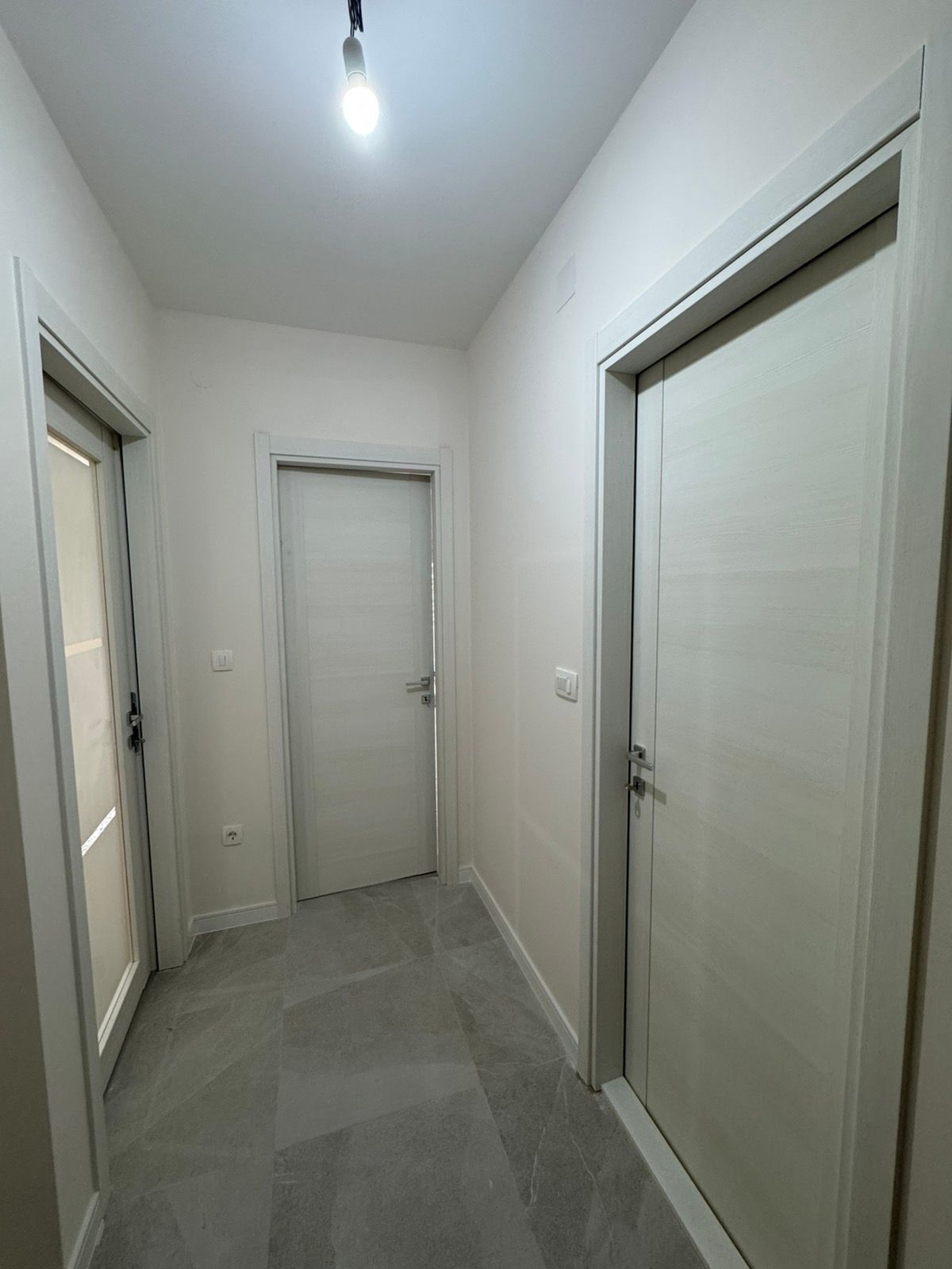 Izdaje se jednosoban stan 49 m² – Central Point, Podgorica (NA DUZI PERIOD) - Amfora Real Estate
