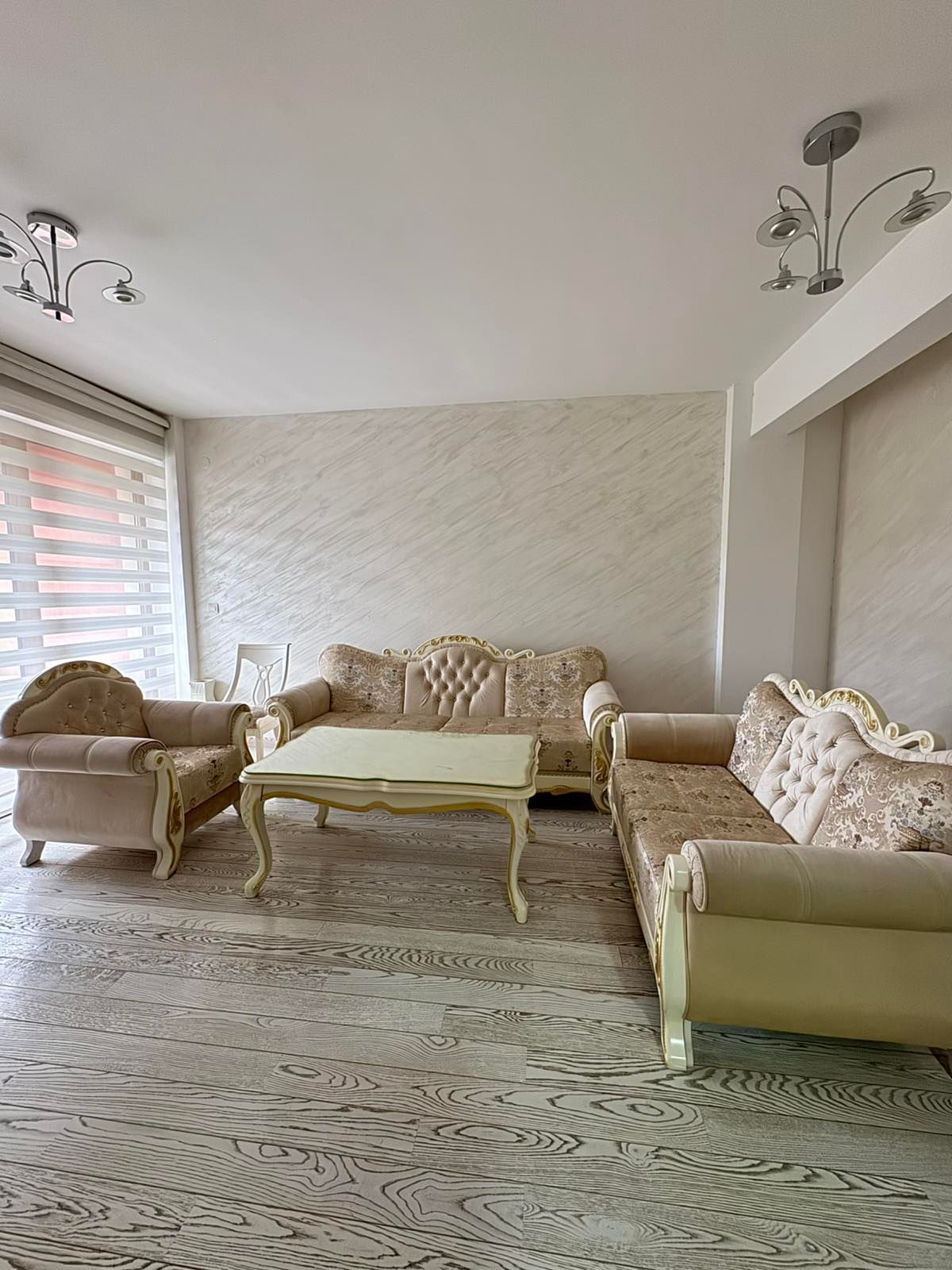 Izdavanje trosobnog stana 95 m² – Podgorica, potpuno namešten sa parking mestom (NA DUZI PERIOD) - Amfora Real Estate