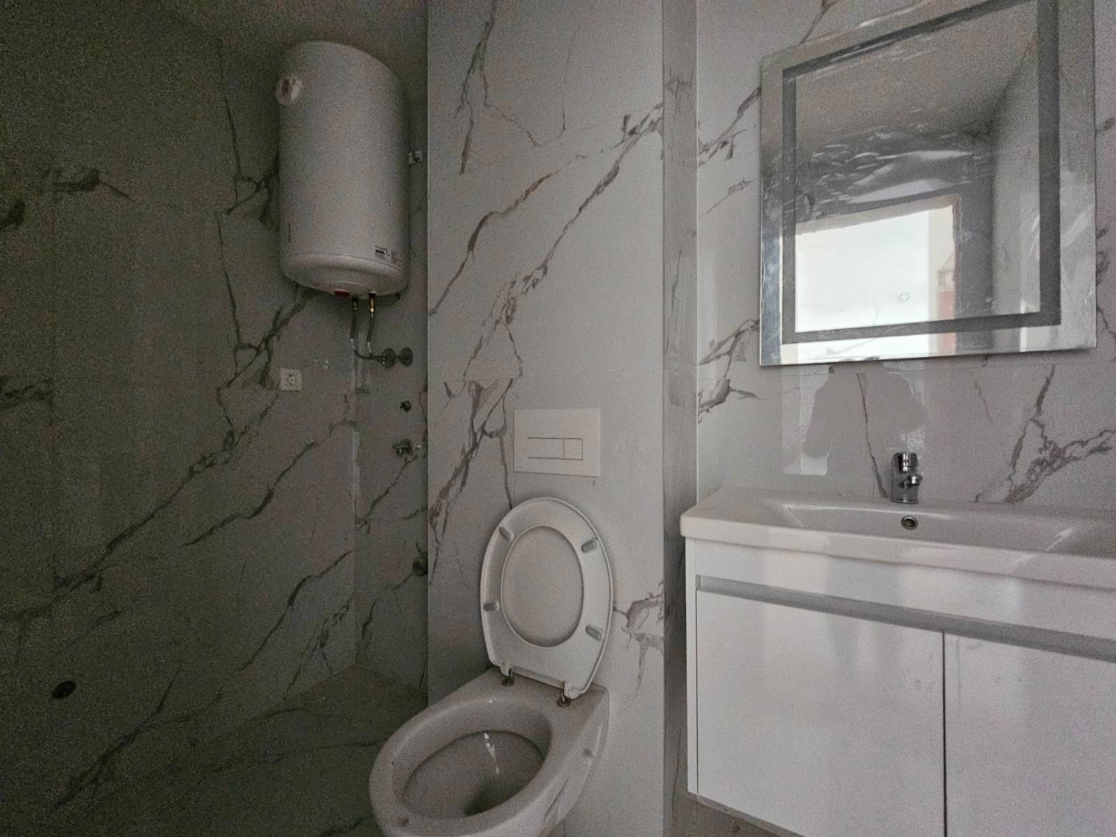 Prodaja Jednosobnog stana 43m² u Novoj Zgradi u Bečićima – Bez 3% Poreza! - Amfora Real Estate