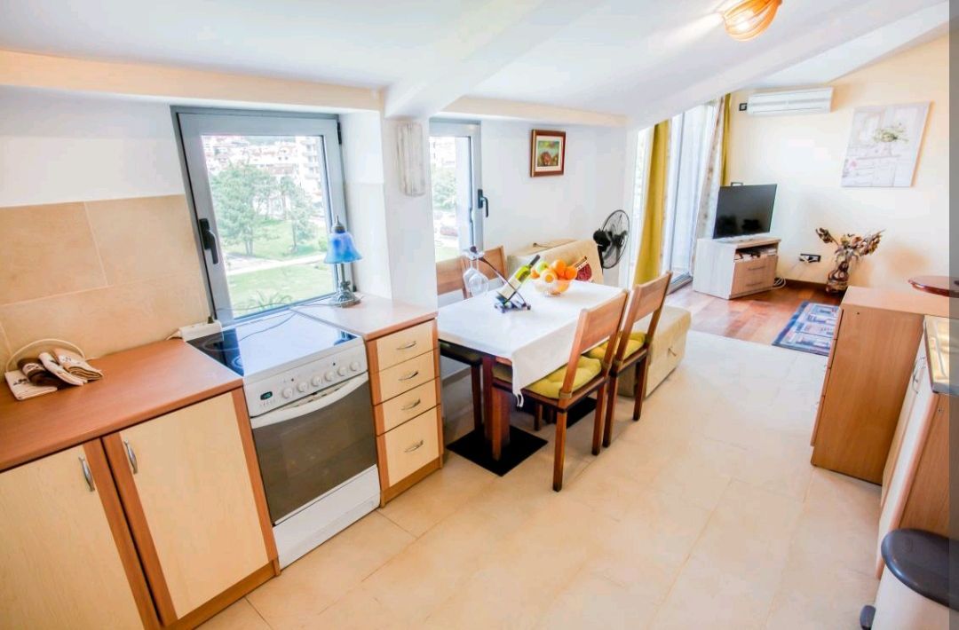 Prodaja jednosobnog stana 52m2 u centru Budve - Amfora Real Estate