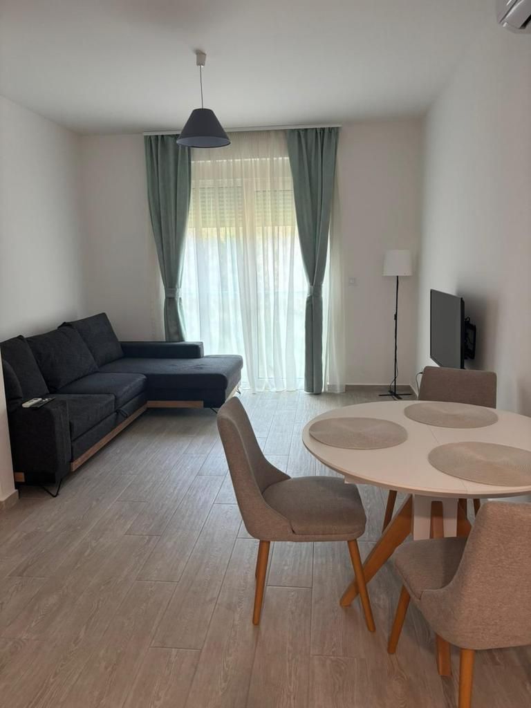Izdavanje modernog studio apartmana 32m² – Bečići, Budva (na duži period) - Amfora Real Estate