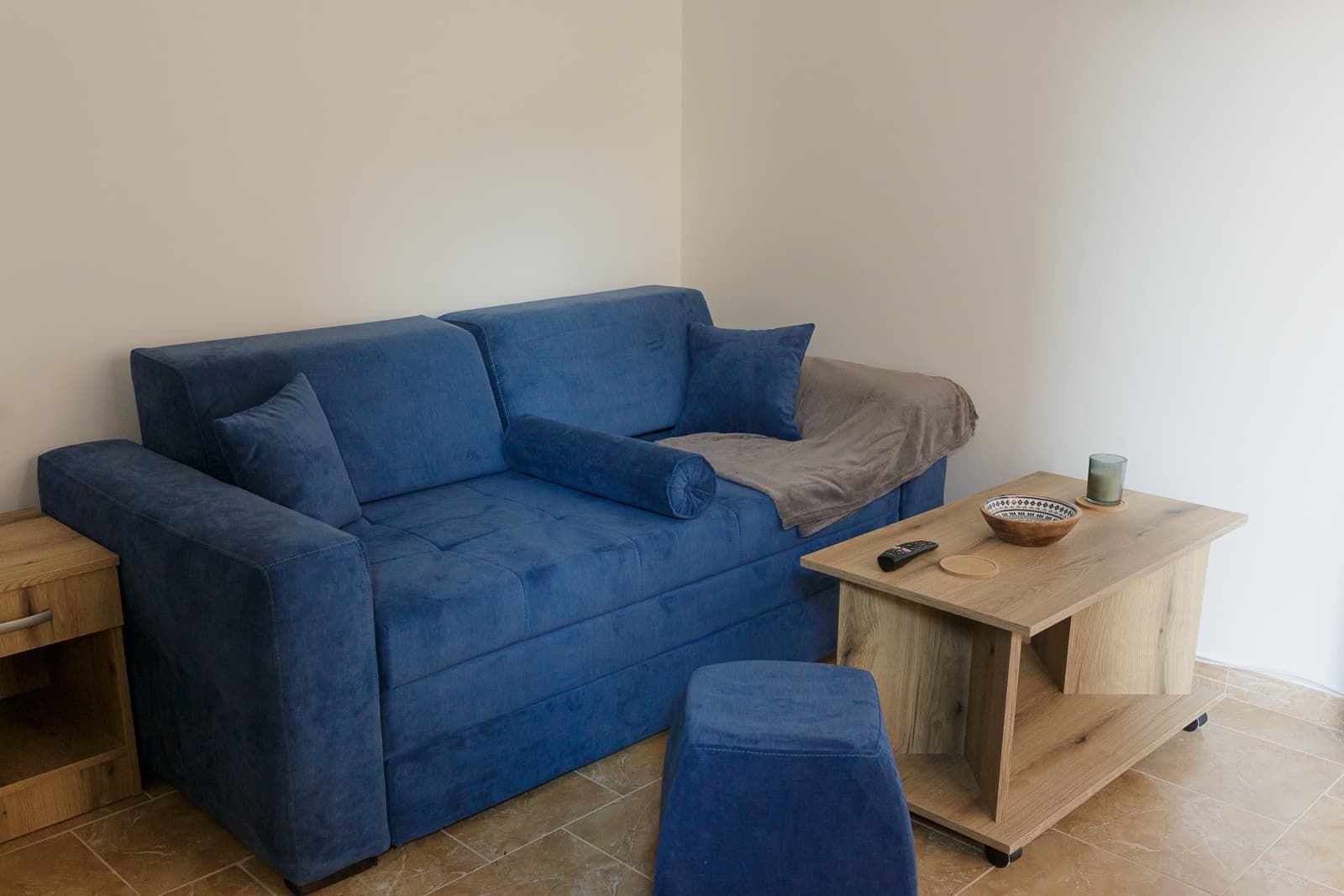 Namesten studio apartman na atraktivnoj lokaciji u Budvi (na period do 01.06.2026) - Amfora Real Estate