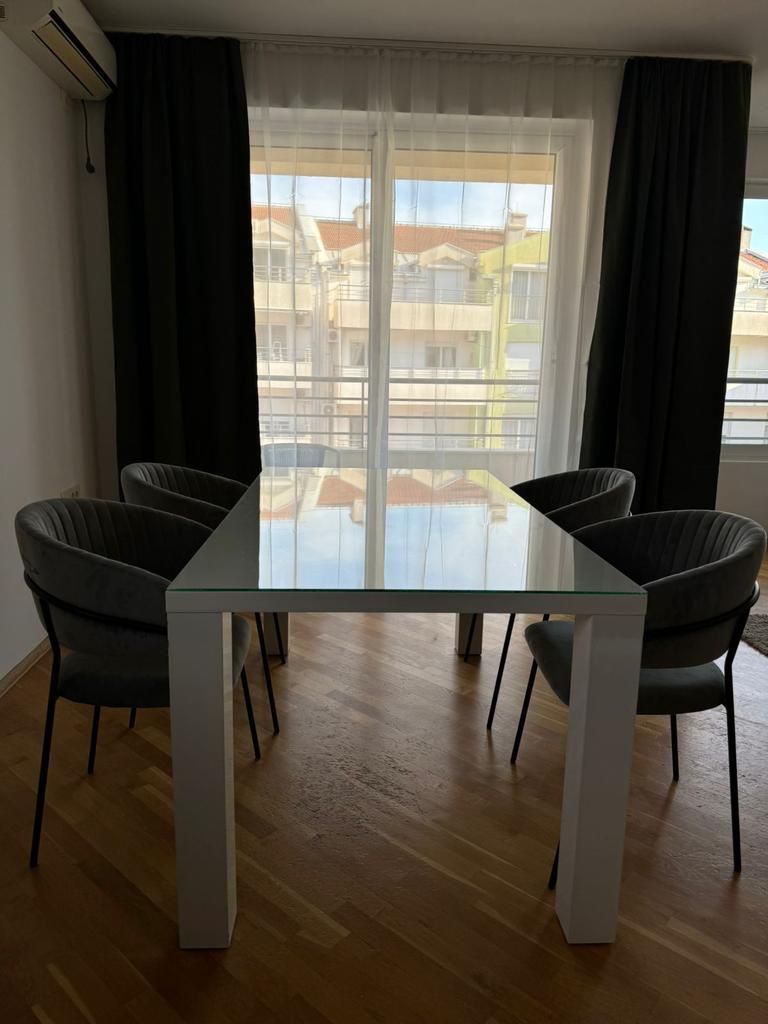 Izdavanje novog nameštenog jednosobnog stana 50m2– Rozino, Budva (dugoročno) - Amfora Real Estate