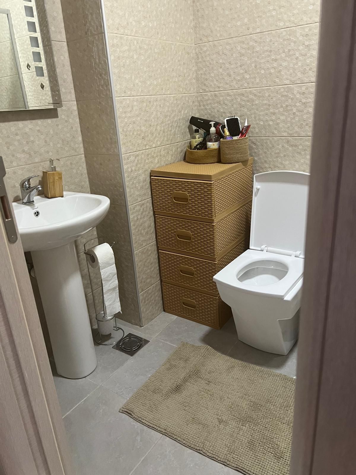 Izdavanje jednosobnog stana 45m² sa pogledom na more  – Dubovica, Budva (izdavanje na duzi period) - Amfora Real Estate