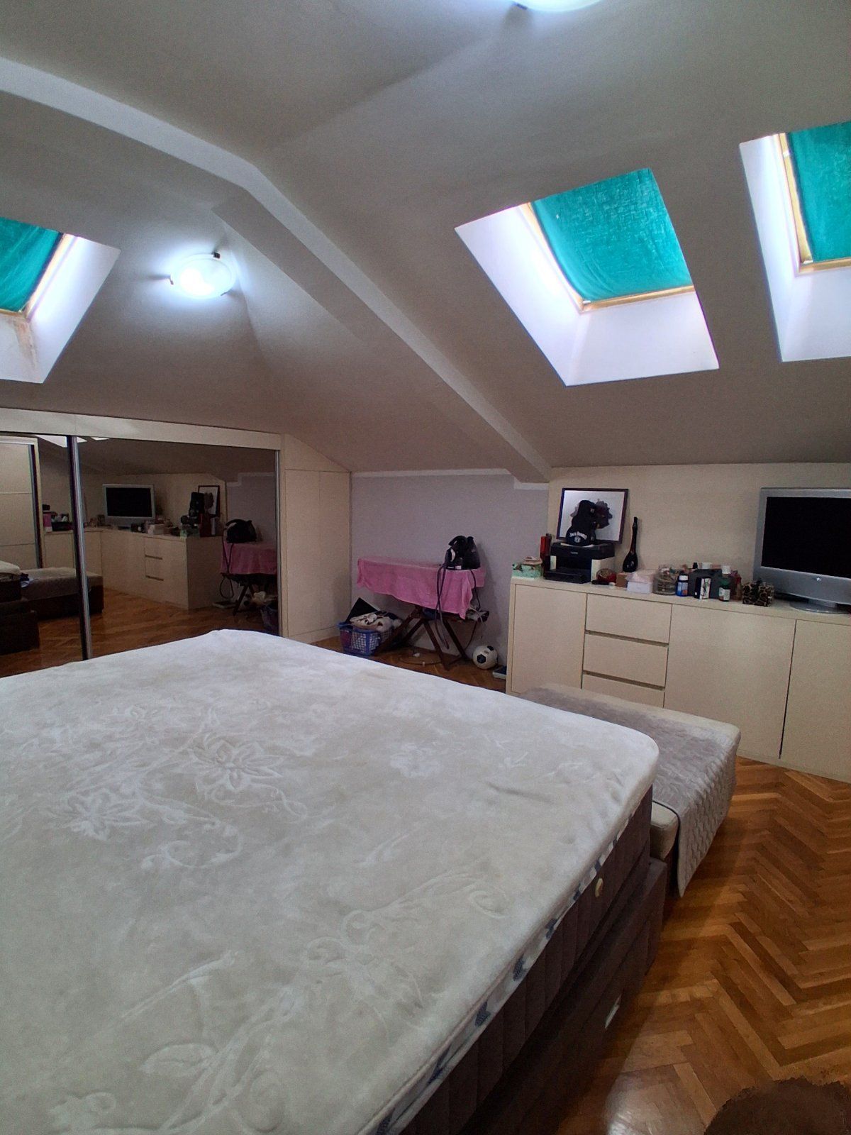 Prodaja dupleks trosobnog stana 104 m² – Centar Podgorica - Amfora Real Estate