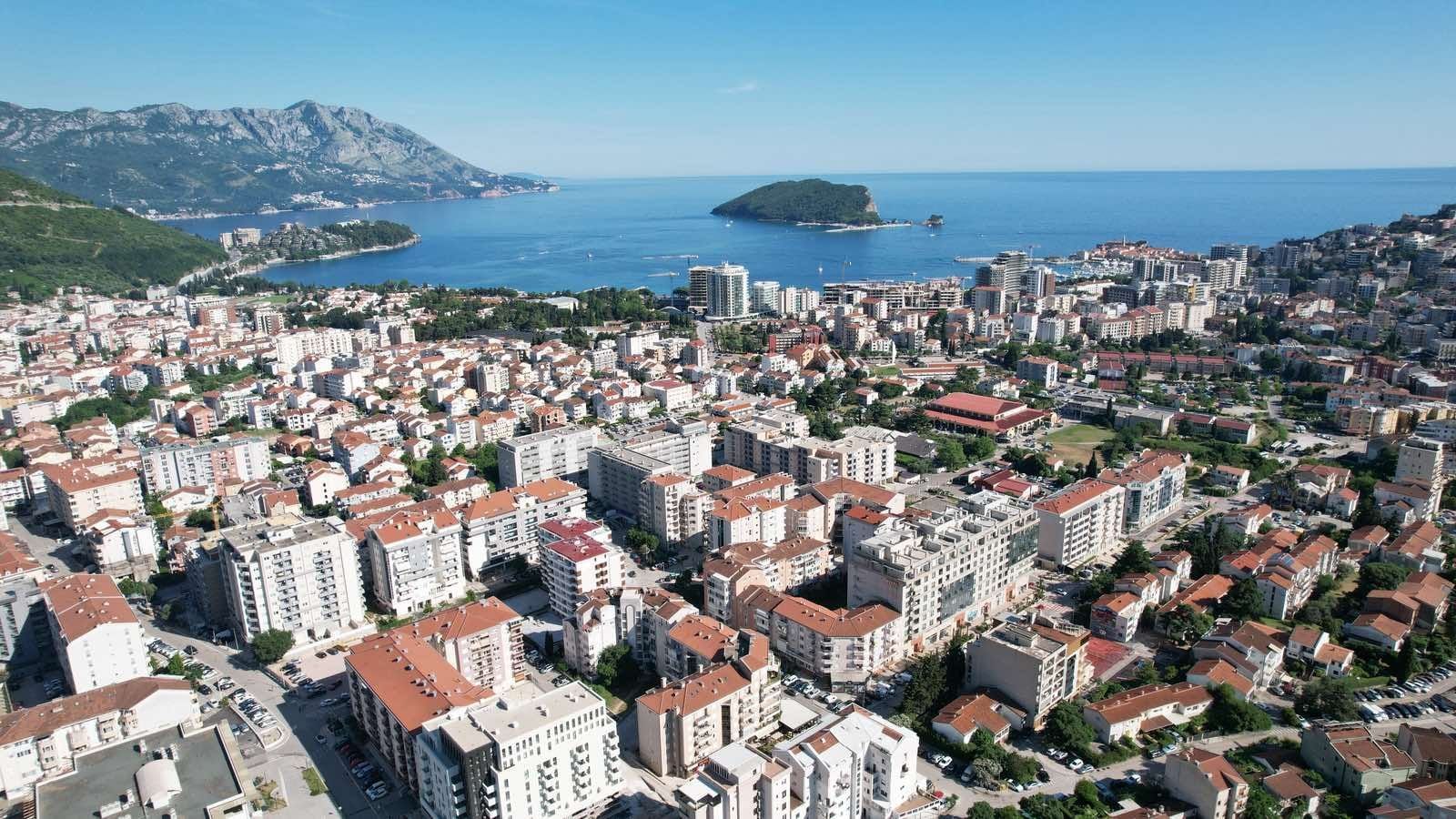 Ekskluzivna ponuda: Urbanizovano zemljište 20.000 m² sa panoramskim pogledom na more – Dubovica, Budva - Amfora Real Estate