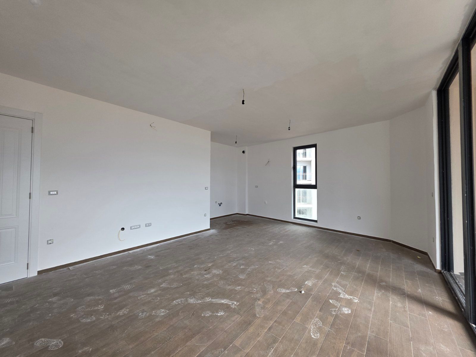 Prodaja novog luksuznog dvosobnog stana 105 m² sa garaznim mestom– Ivanovići, Bečići - Amfora Real Estate