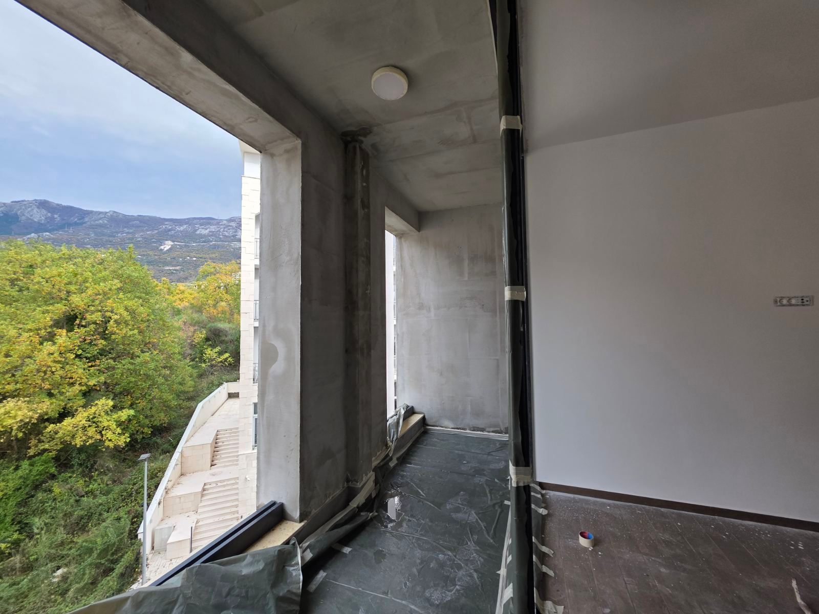 Prodaja novog luksuznog dvosobnog stana 105 m² sa garaznim mestom– Ivanovići, Bečići - Amfora Real Estate