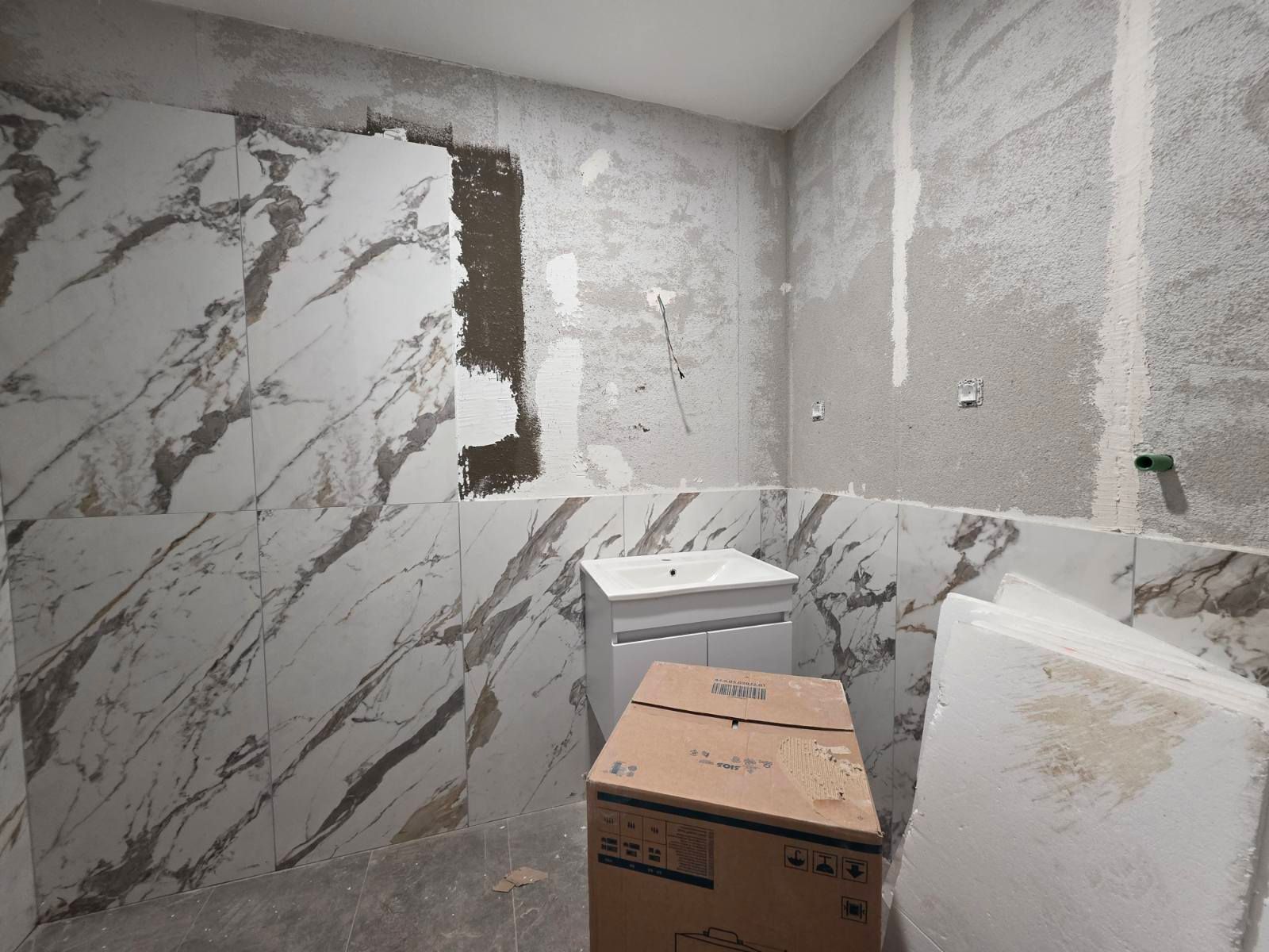 Prodaja novog luksuznog dvosobnog stana 105 m² sa garaznim mestom– Ivanovići, Bečići - Amfora Real Estate