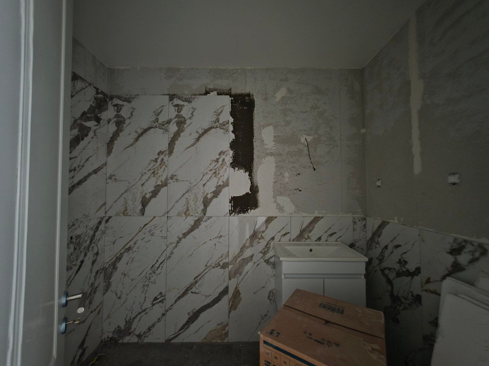 Prodaja novog luksuznog dvosobnog stana 105 m² sa garaznim mestom– Ivanovići, Bečići - Amfora Real Estate