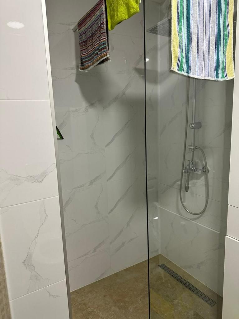 Prodaja jednosobnog moderno opremljenog stana 48m2 u Becicima - Amfora Real Estate