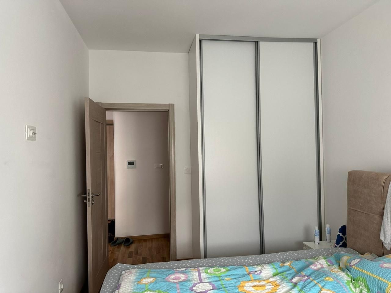 Prodaja jednosobnog moderno opremljenog stana 48m2 u Becicima - Amfora Real Estate