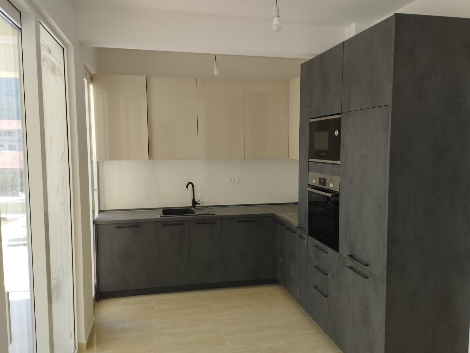 Prodaja dvosobnog stana 74m² sa pogledom na more – Herceg Novi,Djenovici - Amfora Real Estate