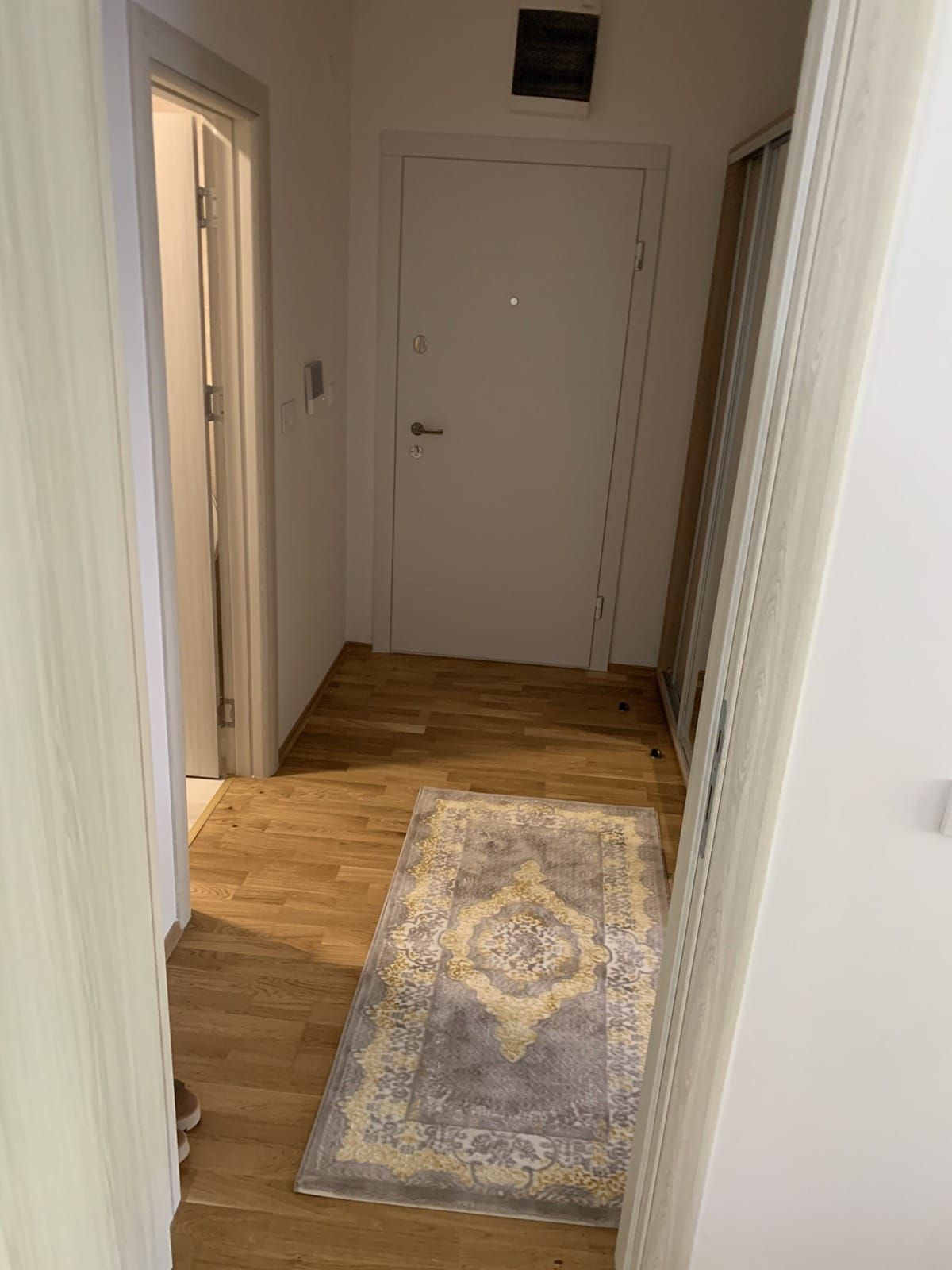 Moderno opremljen jednosoban stan ,Lazi - Budva (NA DUZI PERIOD) - Amfora Real Estate