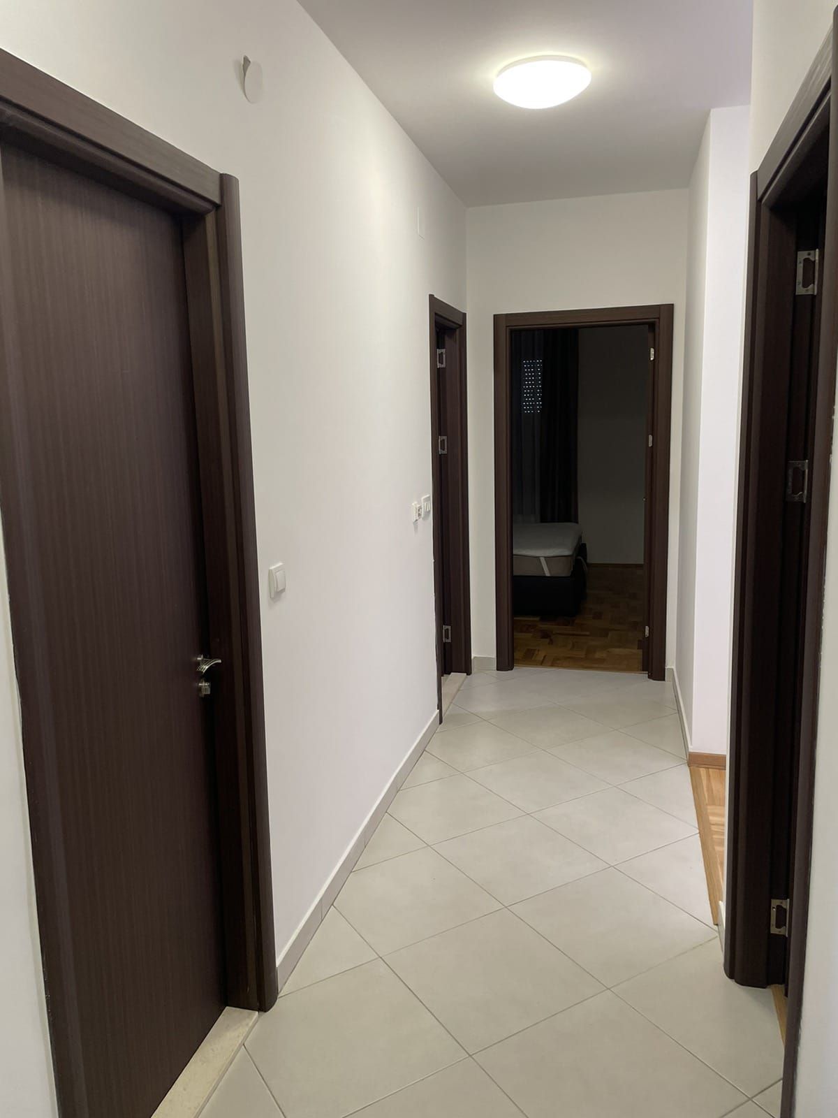 Prodaja dvosobnog, potpuno opremljenog stana 58 m² – Bečići - Amfora Real Estate