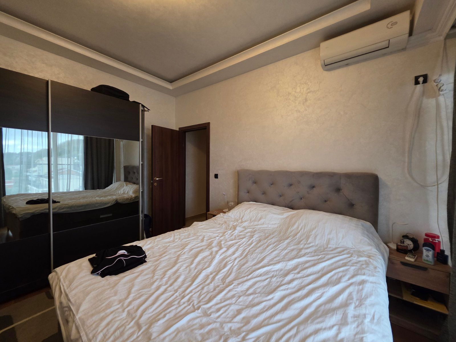 Prodaja luksuznog dvosobnog apartmana 80 m² sa panoramskim pogledom na more i garaznim mestom – Budva,Podkosljun - Amfora Real Estate