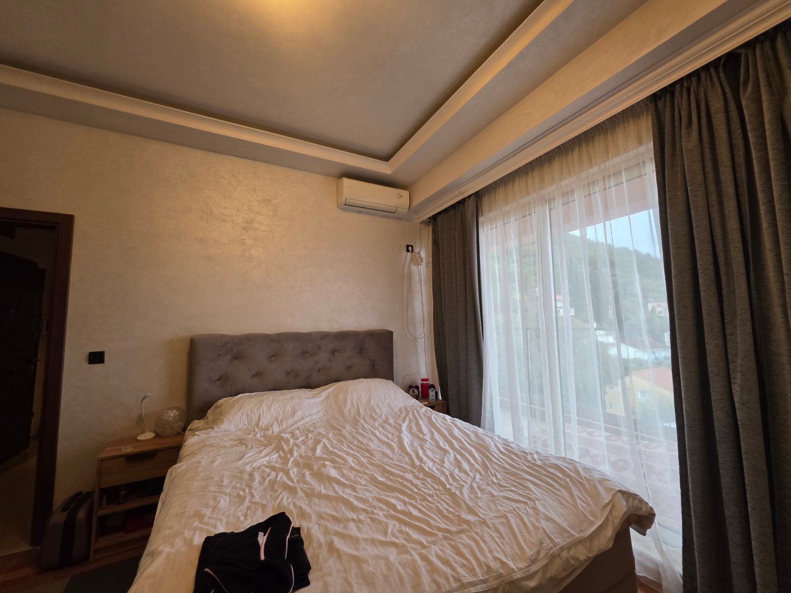 Prodaja luksuznog dvosobnog apartmana 80 m² sa panoramskim pogledom na more i garaznim mestom – Budva,Podkosljun - Amfora Real Estate