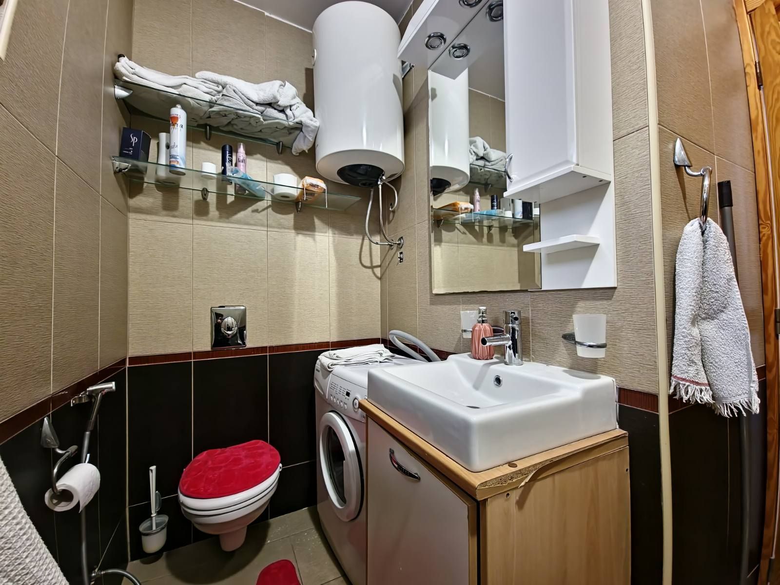 Izdavanje jednosobnog stana 50 m² sa panoramskim pogledom na more i parking mestom – Vidikovac, Budva (dugorocno izdavanje) - Amfora Real Estate