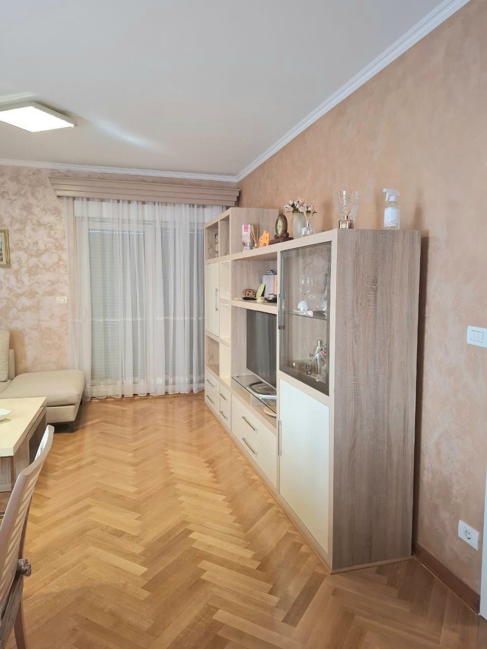Izdavanje luksuznog dvosobnog stana 88 m² – City Kvart, Podgorica (dugorocno) - Amfora Real Estate