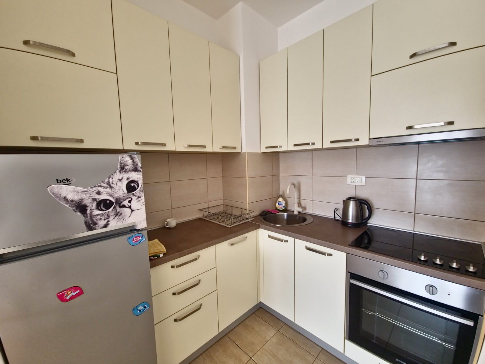 Izdavanje opremljenog dvosobnog stana 50m2 na ekskluzivnoj lokaciji,Budva (NA DUZI PERIOD) - Amfora Real Estate