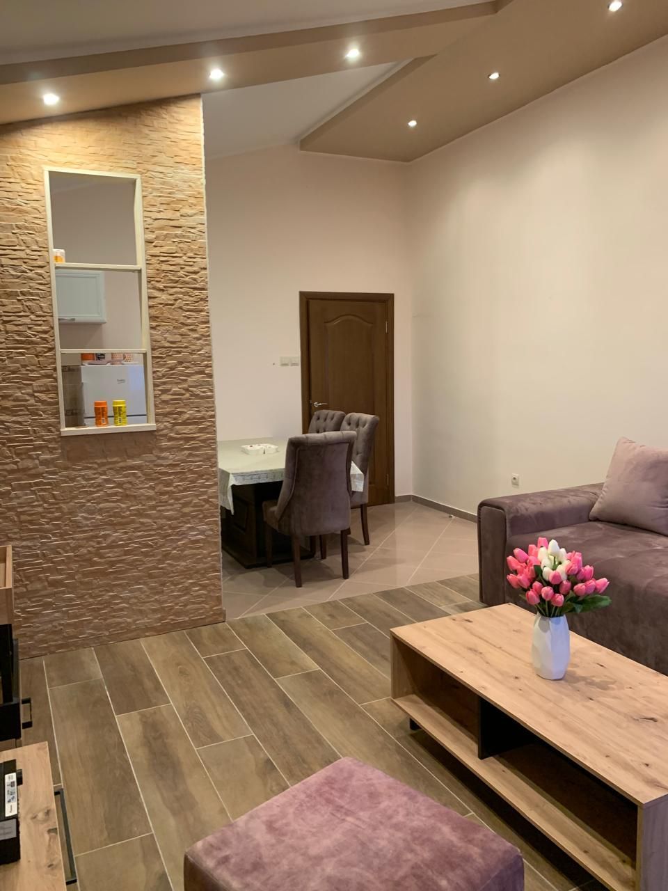 Izdavanje dvosobnog stana 73 m² sa panoramskim pogledom na more – Ivanovići, Bečići (DUGOROCNO IZDAVANJE) - Amfora Real Estate