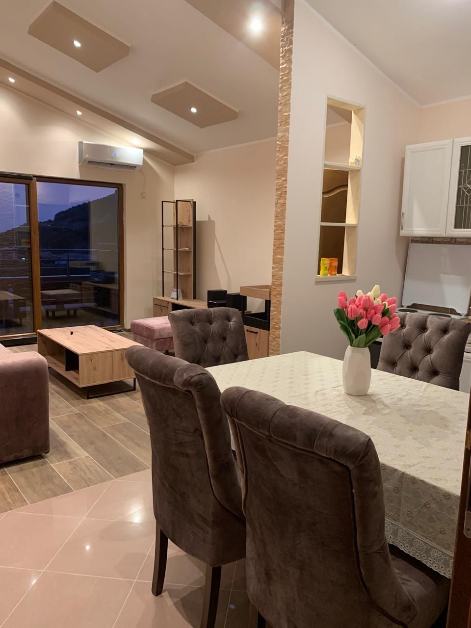 Izdavanje dvosobnog stana 73 m² sa panoramskim pogledom na more – Ivanovići, Bečići (DUGOROCNO IZDAVANJE) - Amfora Real Estate