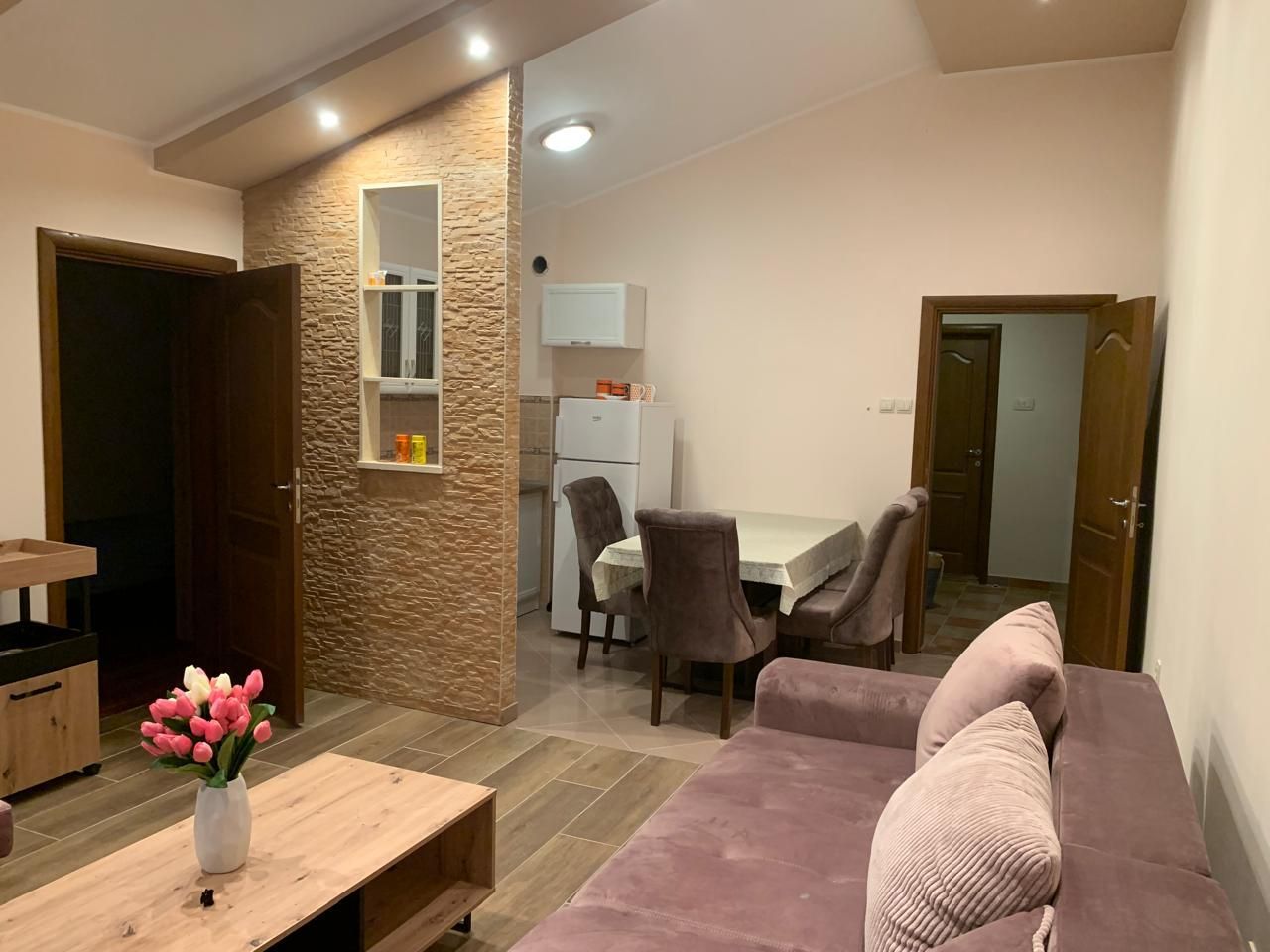 Izdavanje dvosobnog stana 73 m² sa panoramskim pogledom na more – Ivanovići, Bečići (DUGOROCNO IZDAVANJE) - Amfora Real Estate