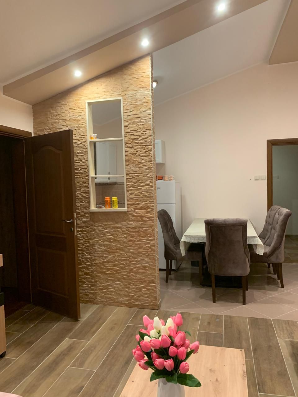 Izdavanje dvosobnog stana 73 m² sa panoramskim pogledom na more – Ivanovići, Bečići (DUGOROCNO IZDAVANJE) - Amfora Real Estate