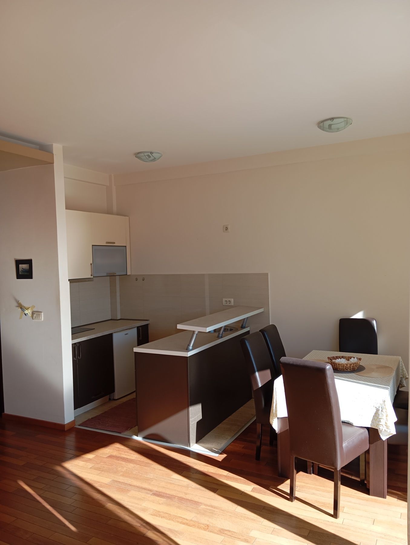 Izdavanje jednosobnog stana 55m² sa prelepim pogledom na more i obezbeđenim parking mestom – Gospostina, Budva (na period do 01.05.2026) - Amfora Real Estate