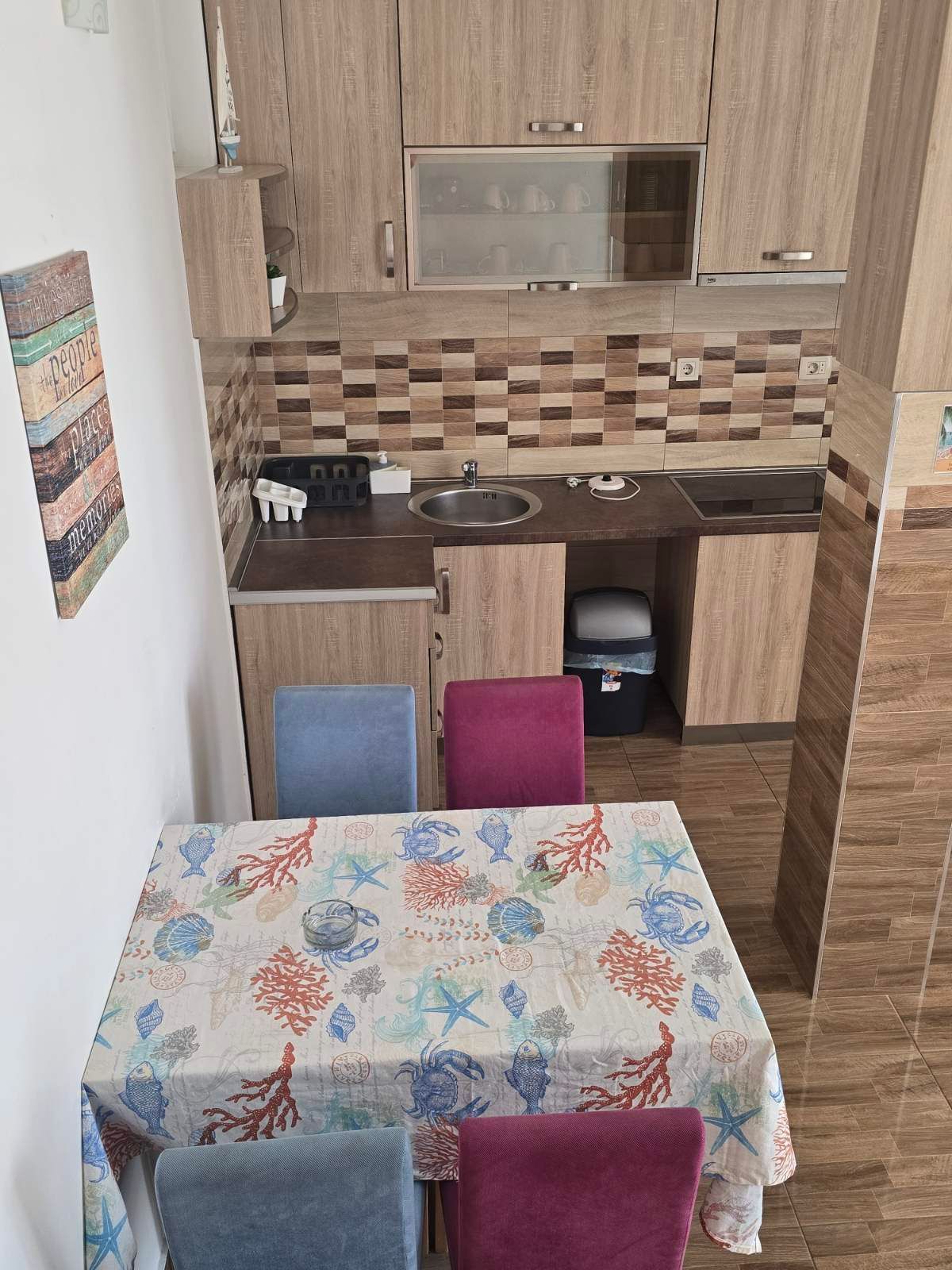 Izdavanje jednosobnog stana 45m² sa pogledom na more – Gospostina, Budva (dugoročno) - Amfora Real Estate