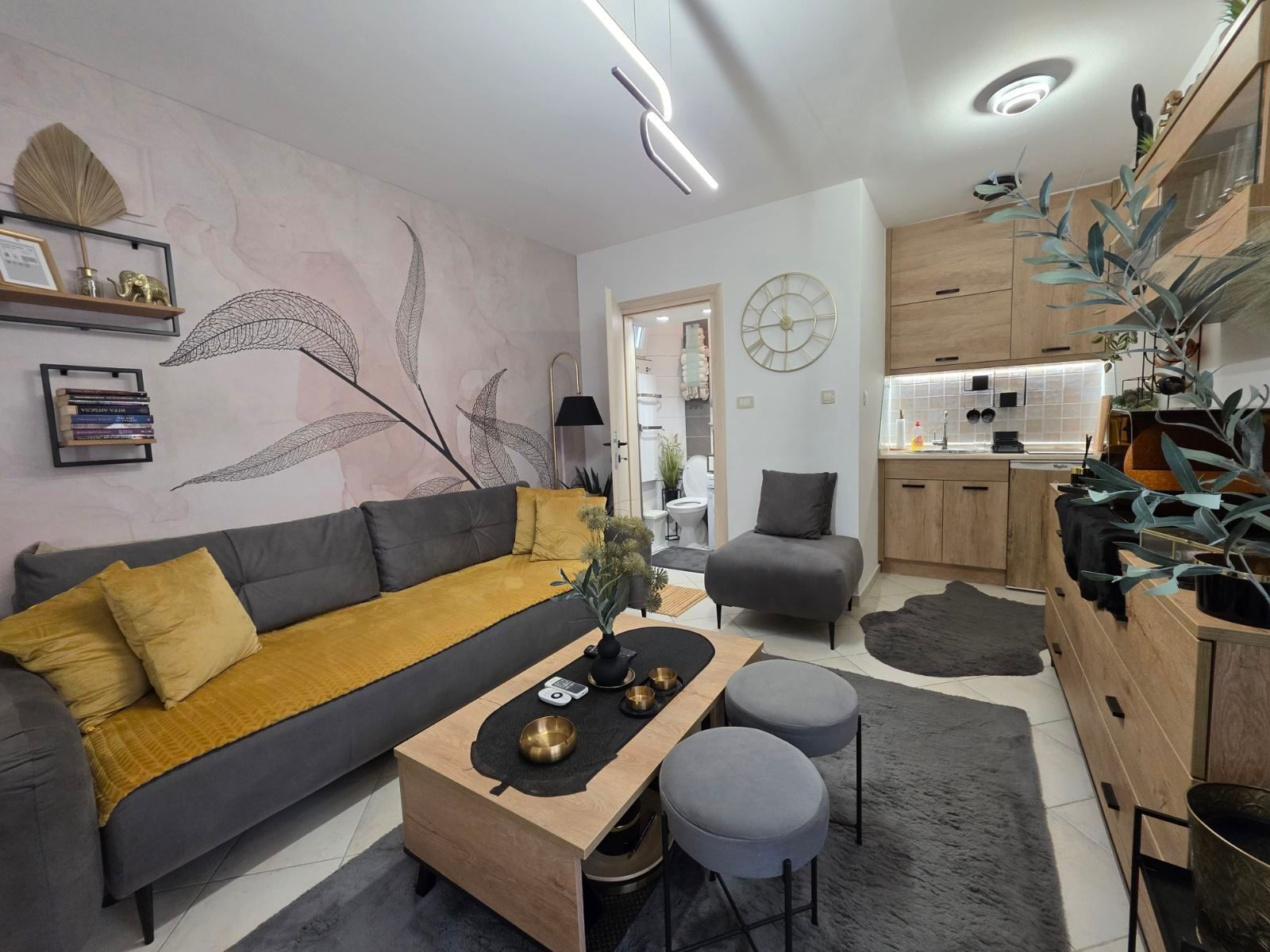 Prodaja modernog studio apartmana 21m², 150 m od plaže – Bečići - Amfora Real Estate