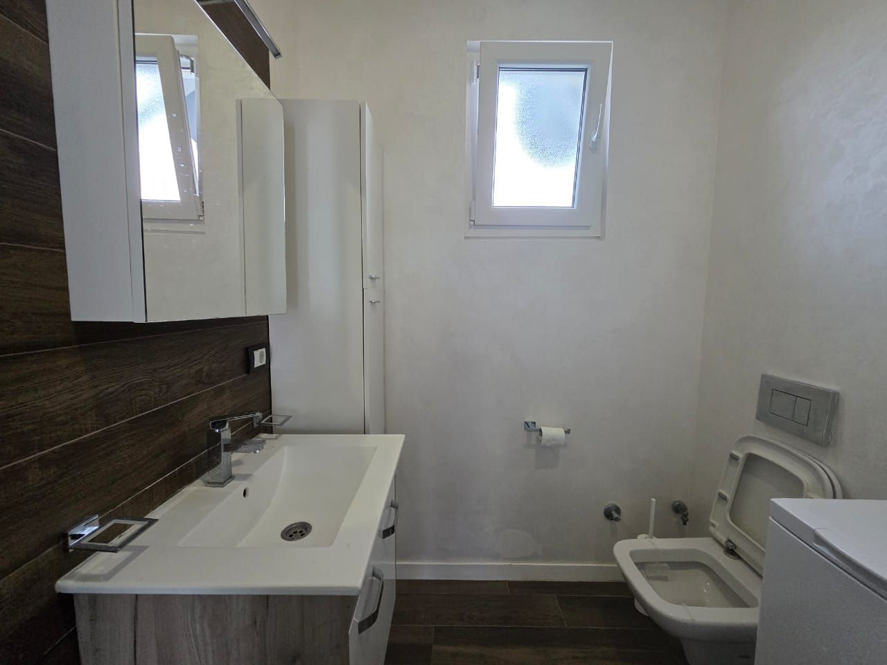 Prodaja kuće 100 m² sa bazenom,garažom, krovnom terasom i pogledom na more – Krimovica, Kotor - Amfora Real Estate