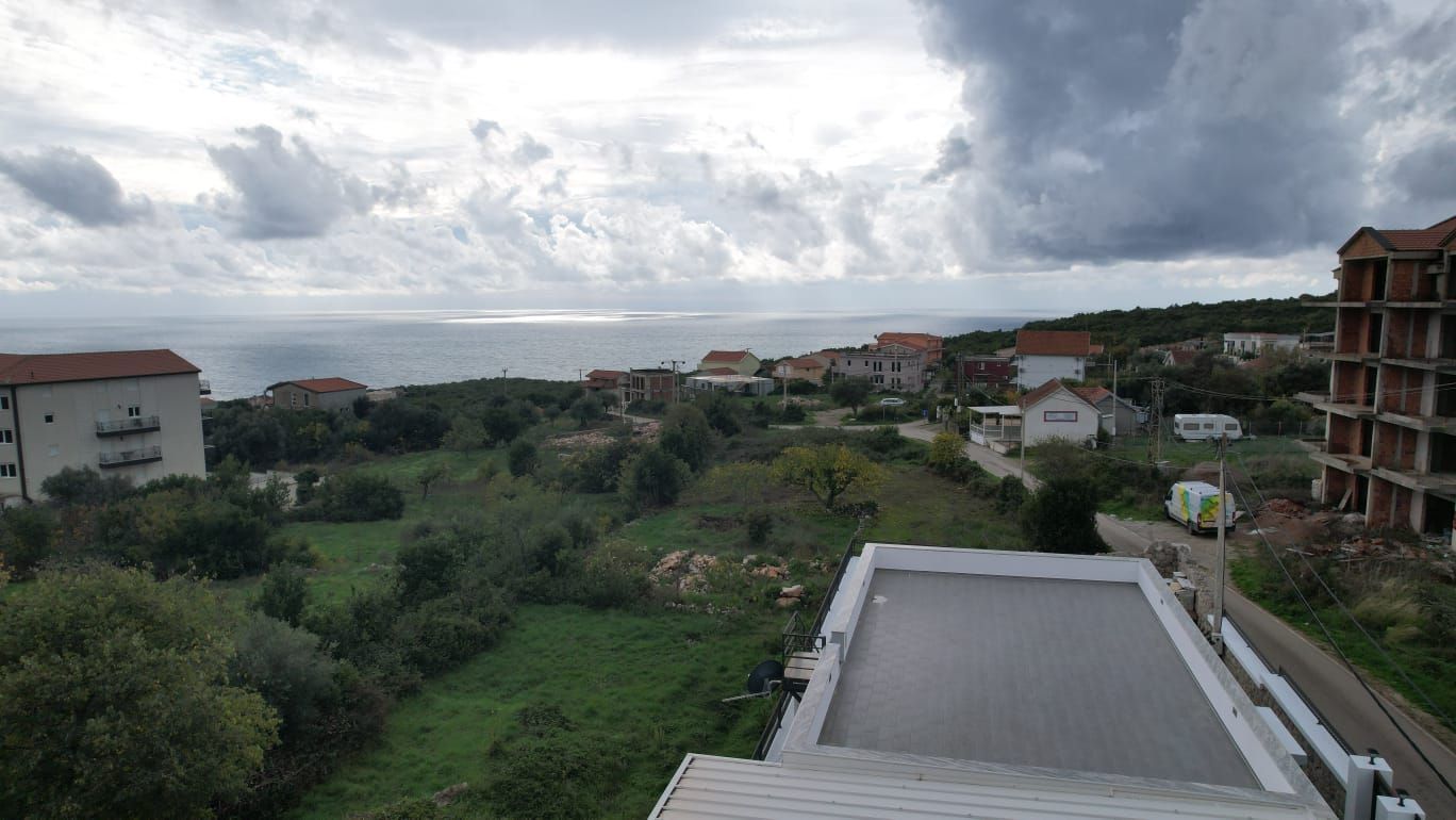 Prodaja kuće 100 m² sa bazenom,garažom, krovnom terasom i pogledom na more – Krimovica, Kotor - Amfora Real Estate