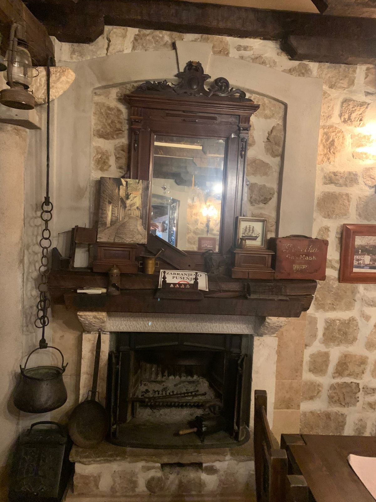 Prodaja poslovnog prostora 100 m² sa dvorištem – Centar Risna - Amfora Real Estate