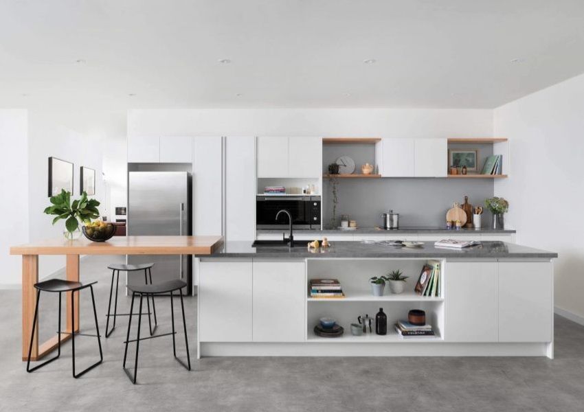 Prodaja jednosobnog stana 69,79 m² (37,49 m² stambenog prostora + terasa 32,30 m²)  u novom kompleksu sa bazenom i parkingom – Kava, Tivat - Amfora Real Estate