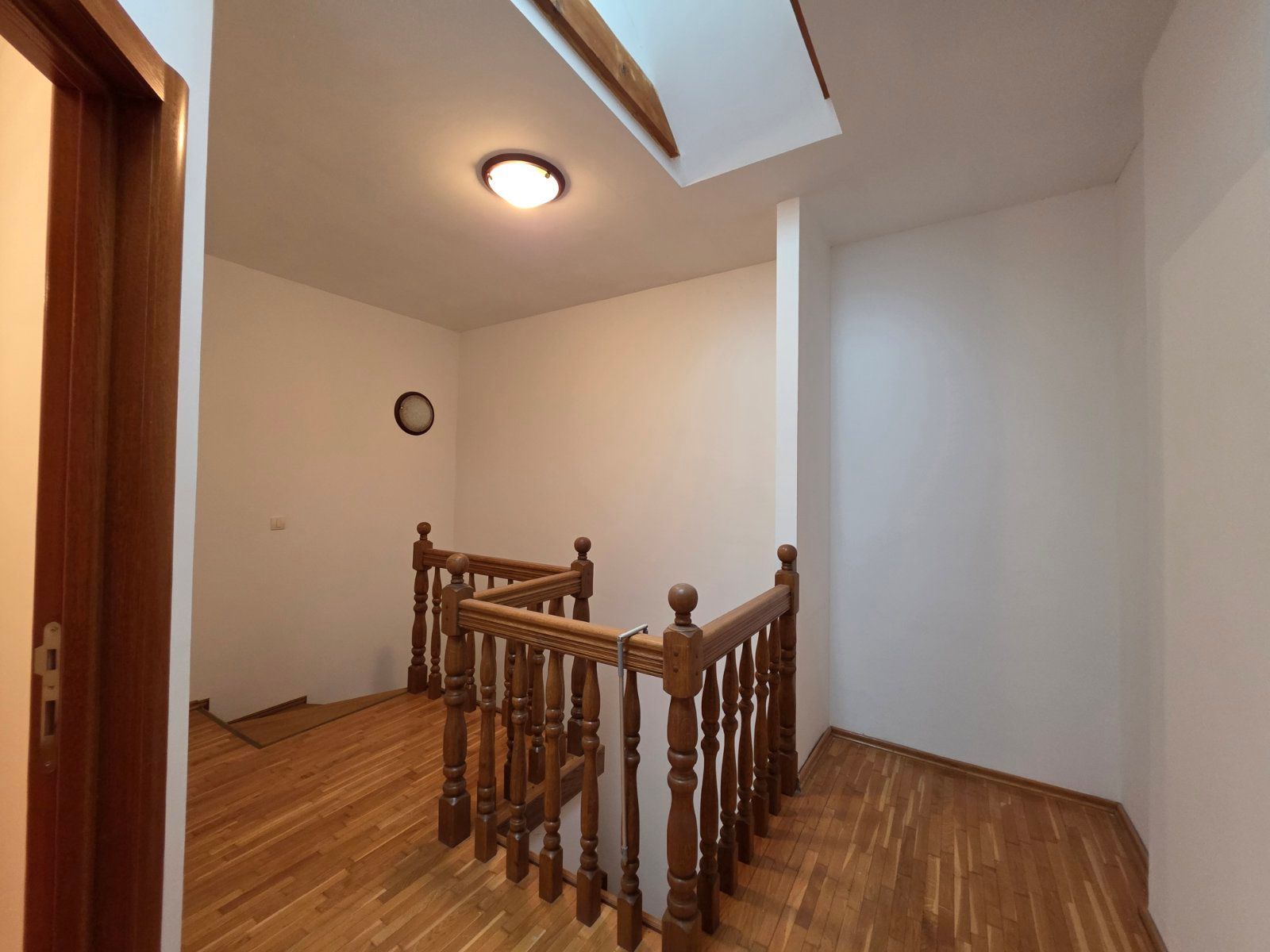 Prodaja novog trosobnog apartmana 94m² – Rozino, Budva - Amfora Real Estate