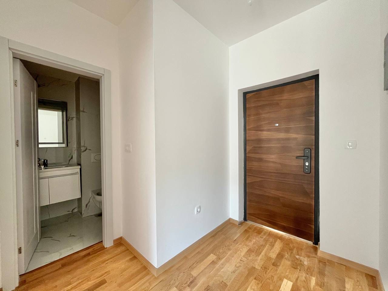 Prodaja Jednosobnog stana 46m² u Novoj Zgradi u Bečićima - Amfora Real Estate