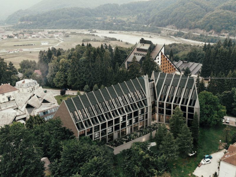 Crowne Plaza Kolašin – luksuzne apartmanske jedinice u centru grada sa vrhunskim sadržajima i garantovanim povratom investicije - Amfora Real Estate